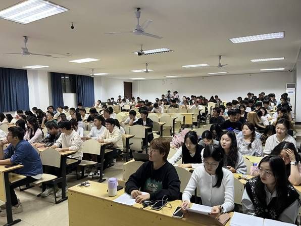 ˵: 32A7BB8A5E951EC865B51FD2D11ED21D