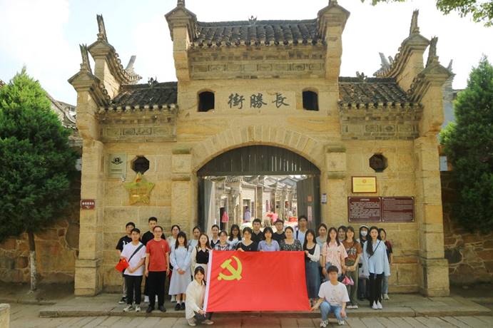 ˵:6242953f81fd38f21b19a376495a184